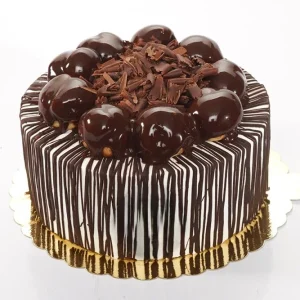 Profiterollü Pasta